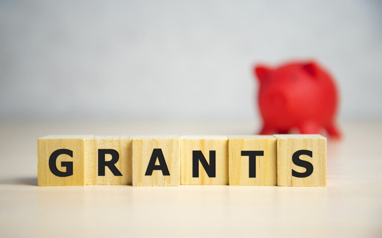 Finding Grants and Sponsorships – Locate Opportunities, Apply Confidently, Stand Out to Funders